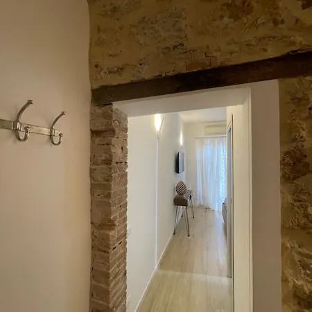 Calderai Centro Storico Палермо