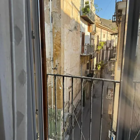 Lägenhet Calderai Centro Storico Palermo